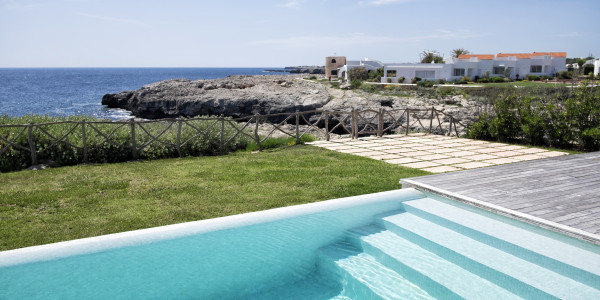 Comprar / Vender Casas Unifamiliares y Chalets en Reus · con Piscina