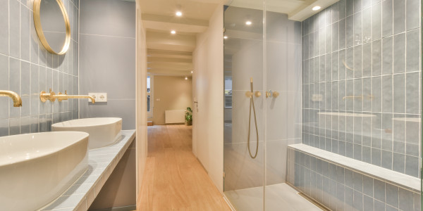 Comprar / Vender Dúplex y Áticos en Reus · con Baños de Diseño