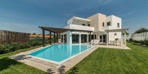 Inversores, Intermediarios, Agentes y Brokers Inmobiliarios en Reus · Villas